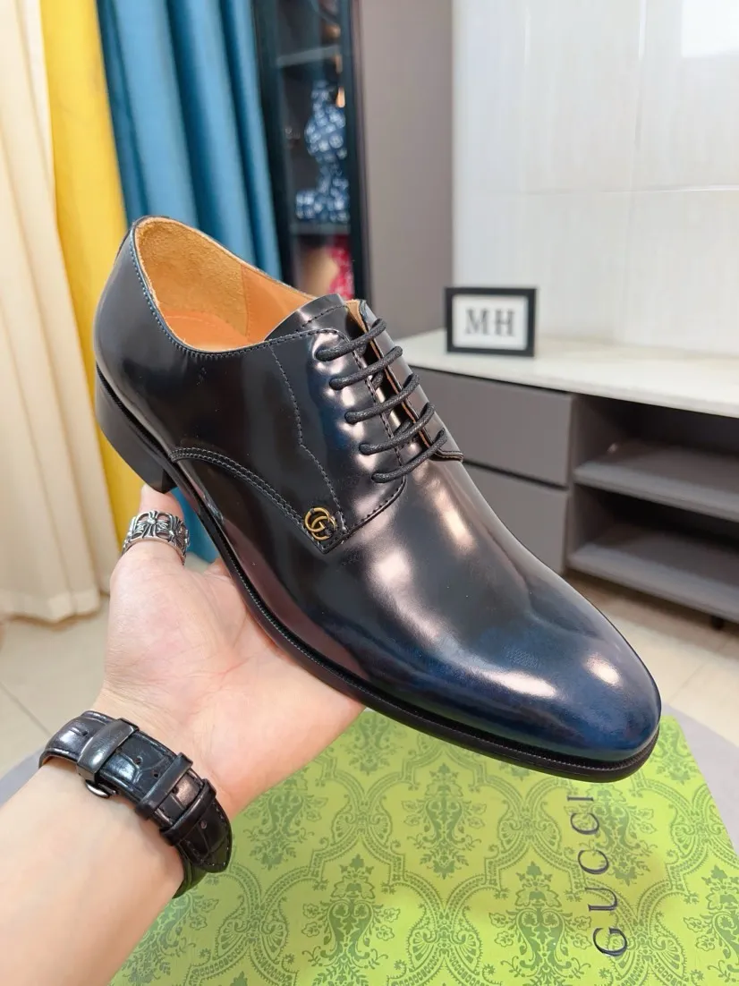 Men's Men's Shoes 💰520🌹🌹Niuli [GUCCI Gucci] A new style of formal men's leather shoes is coming~ The original quality upper is made of patent leather imported from Italy, the leather is soft and delicate, comfortable and soft first-layer cowhide lining, rubber wear-resistant outsole, the shoe shape is dignified and domineering, and the luxury charm cannot be concealed! The natural and free nouveau riche leads the trend. Code number: 38-44